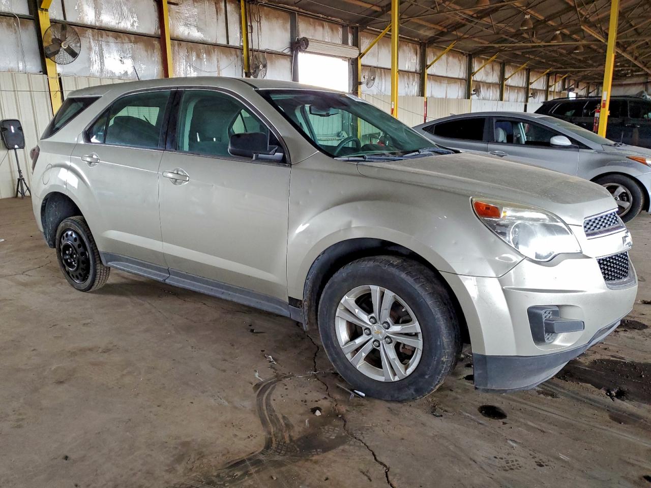 2015 CHEVROLET EQUINOX LS photo 4