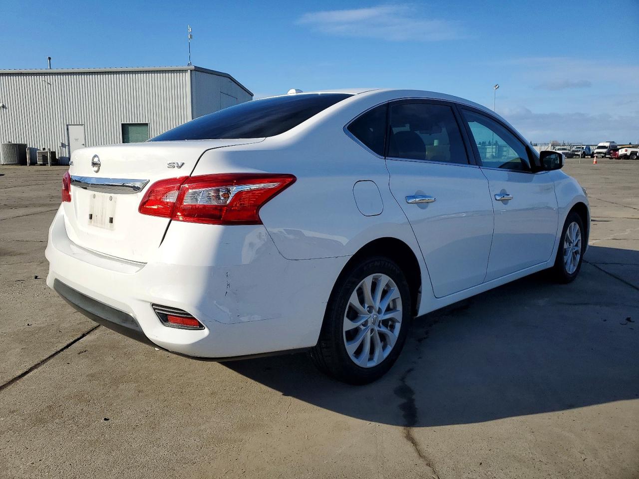 2019 NISSAN SENTRA S photo 5