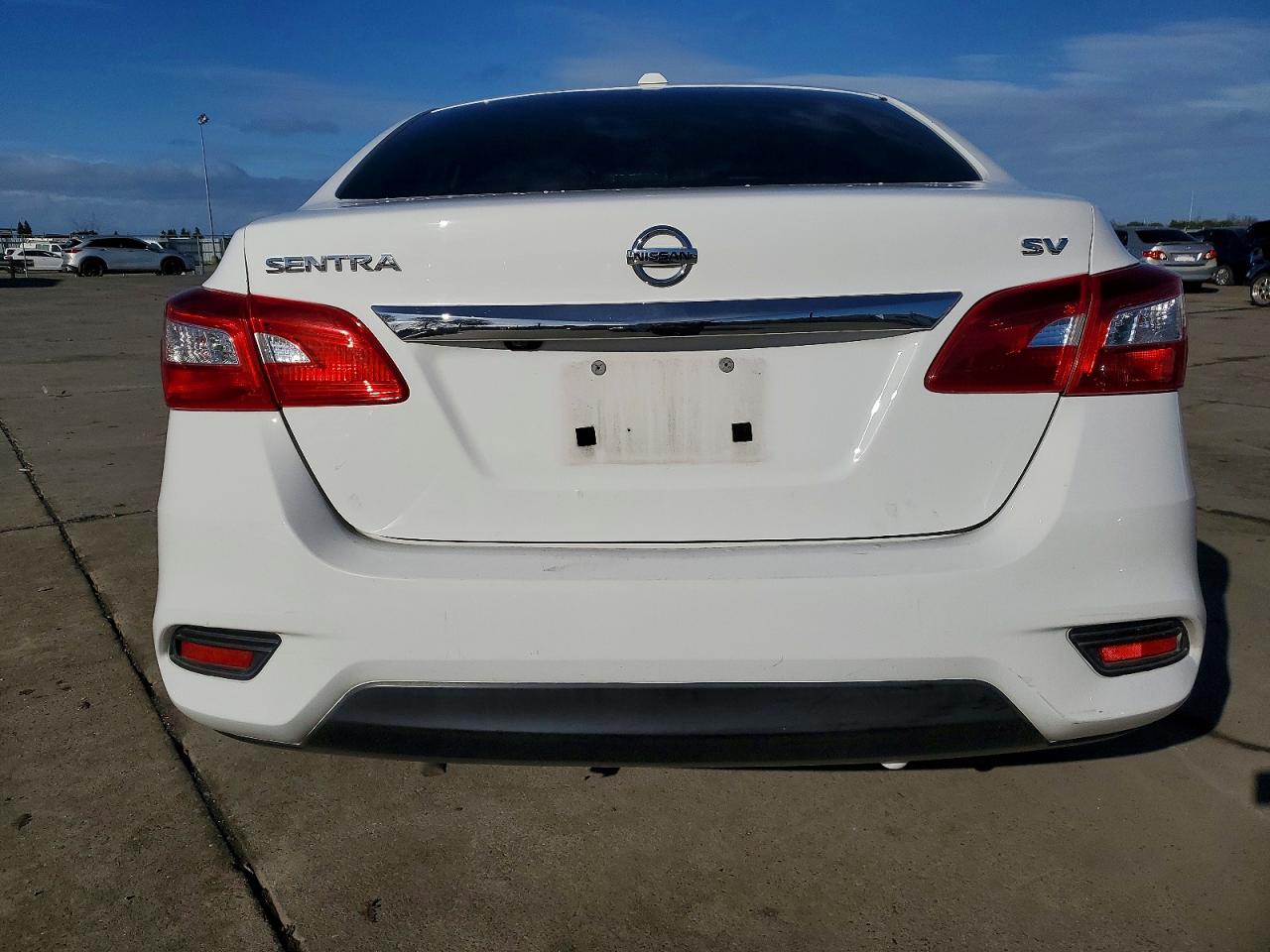 2019 NISSAN SENTRA S photo 11