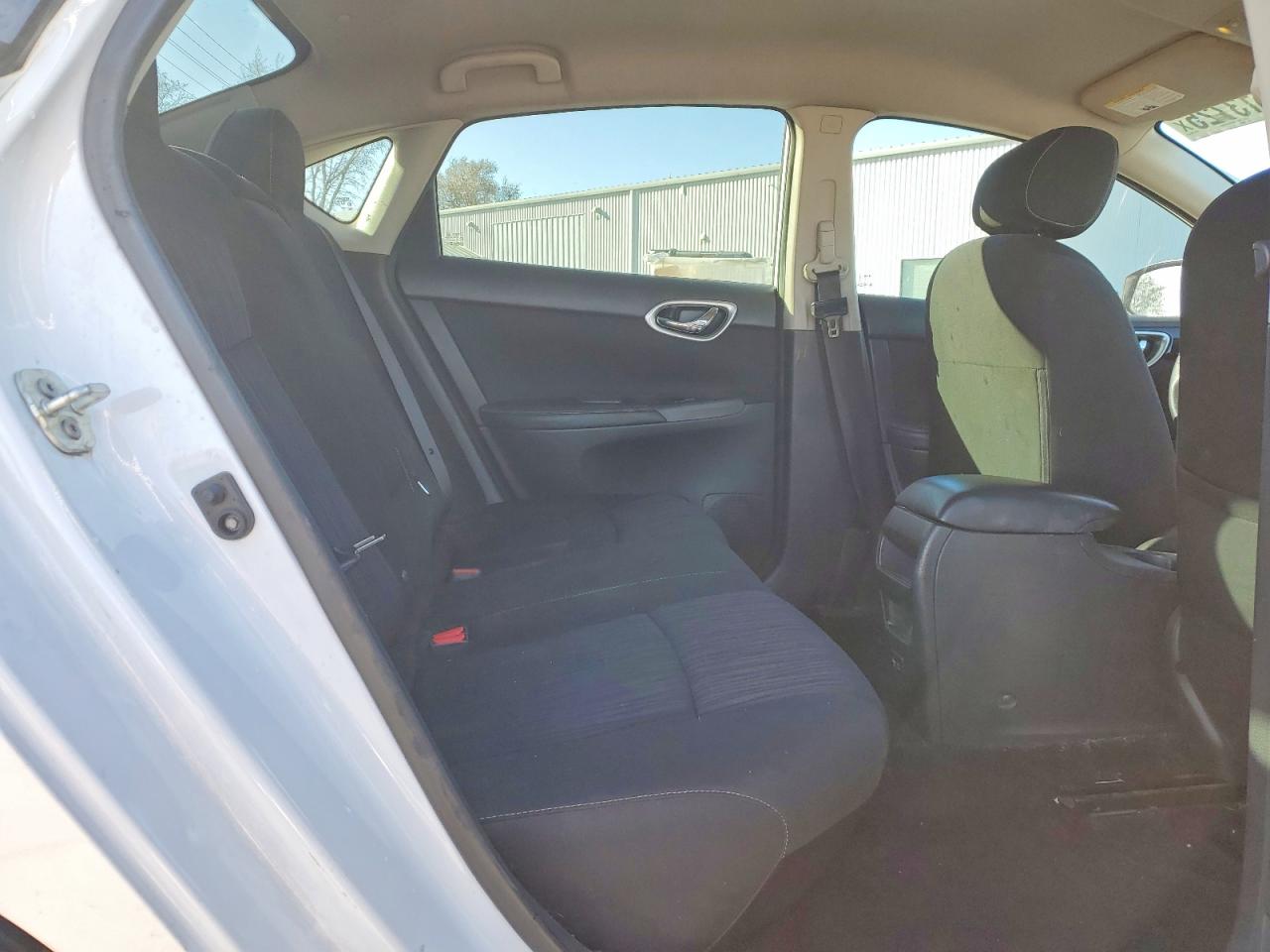 2019 NISSAN SENTRA S photo 19