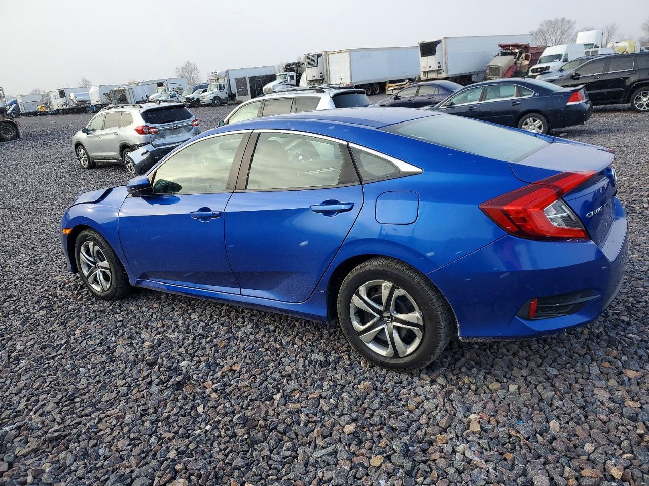 2017 HONDA CIVIC LX photo 2