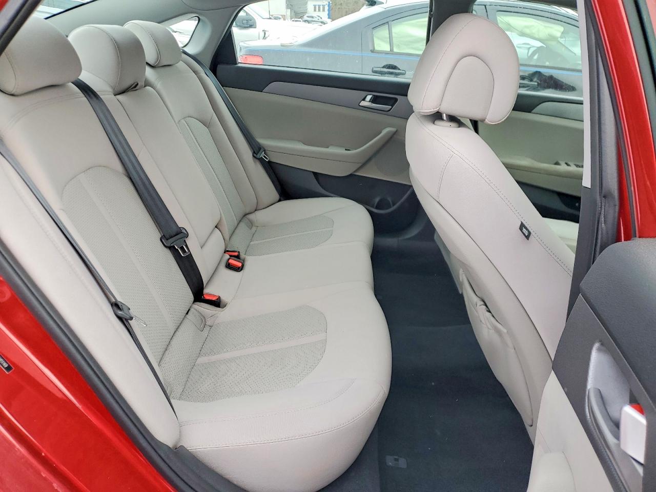 2017 HYUNDAI SONATA SE photo 19