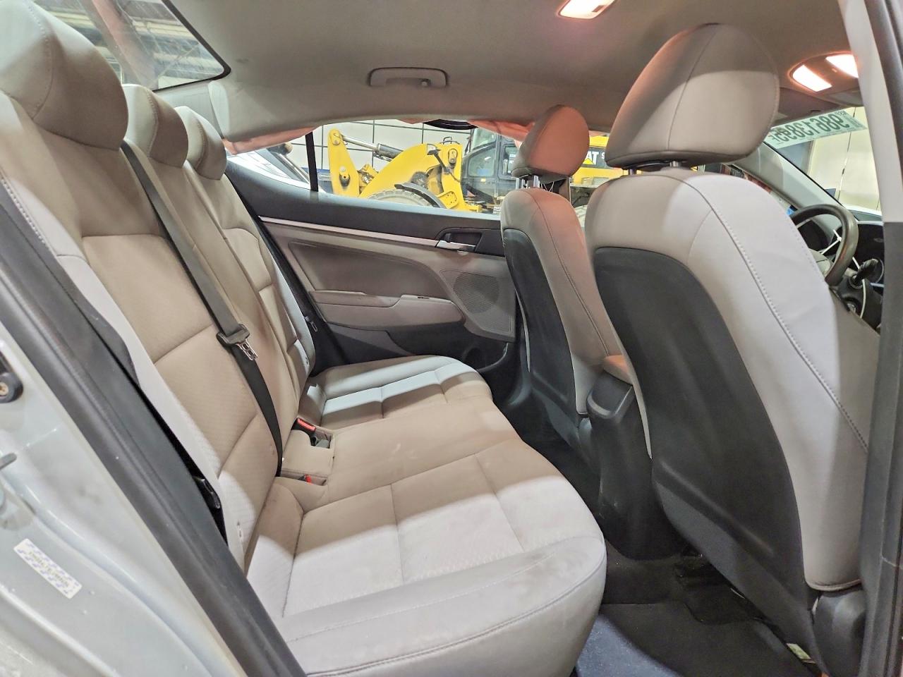 2020 HYUNDAI ELANTRA SEL photo 19