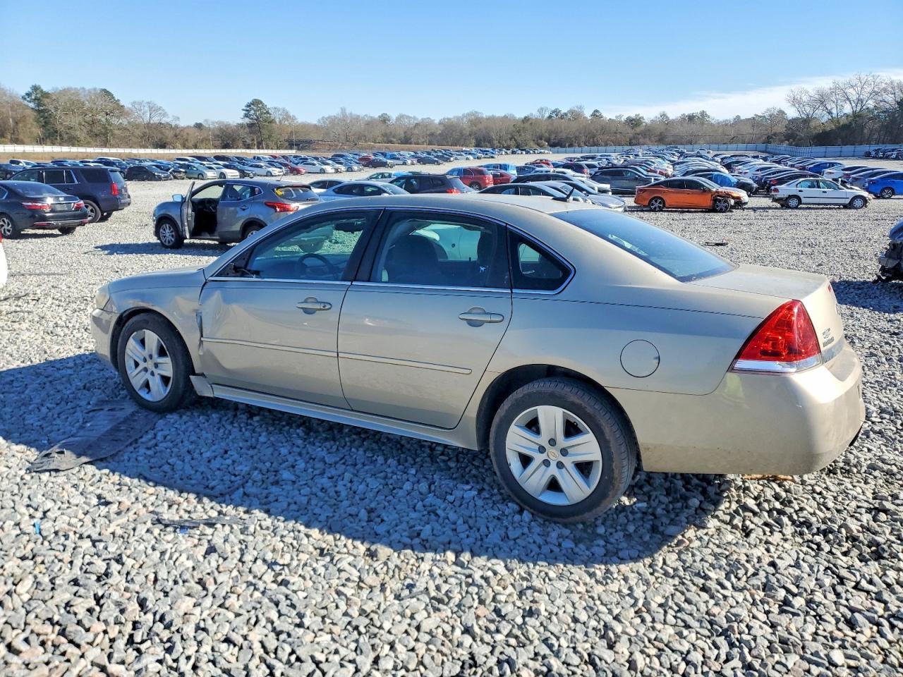 2011 CHEVROLET IMPALA LS photo 2