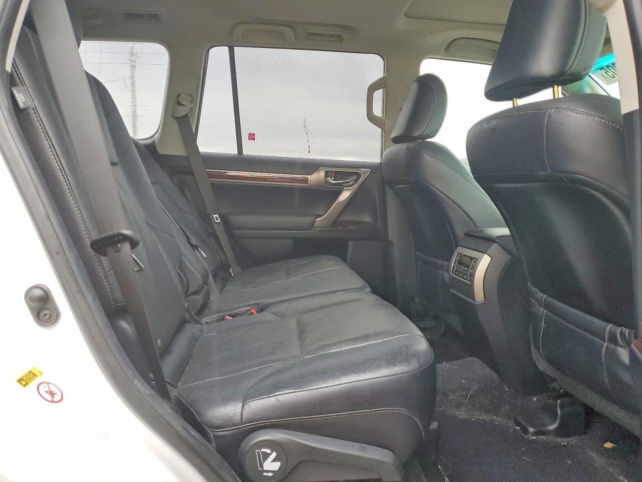 2015 LEXUS GX 460 photo 11