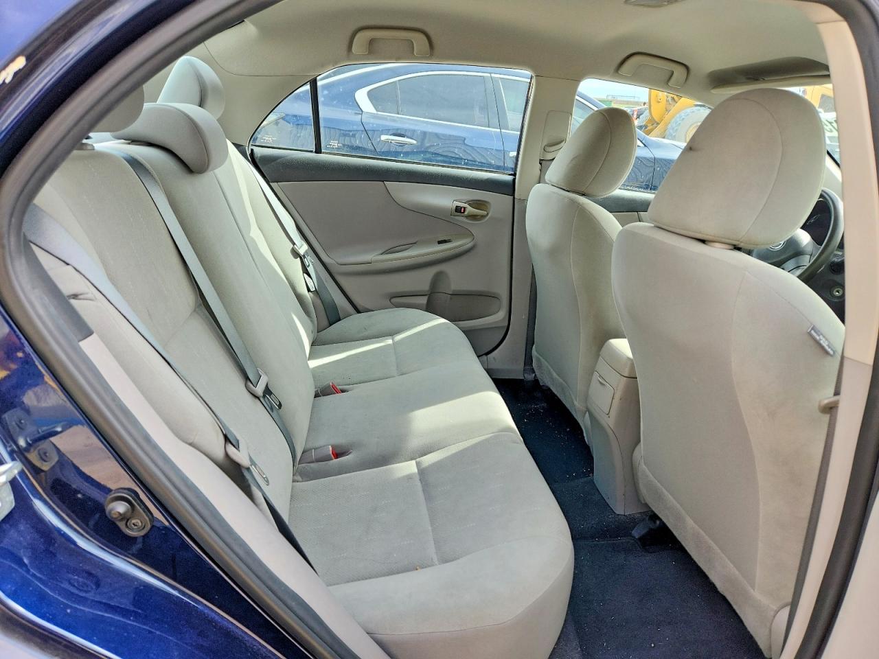 2013 TOYOTA COROLLA BASE photo 10