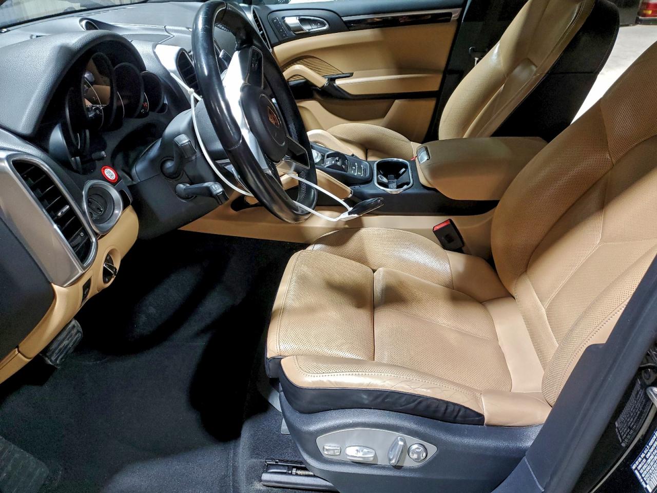 2016 PORSCHE CAYENNE photo 7