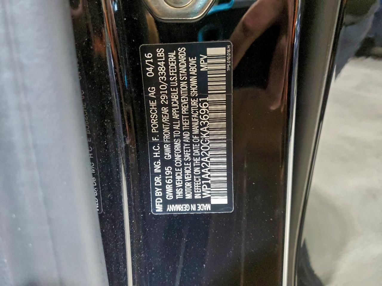 2016 PORSCHE CAYENNE photo 13