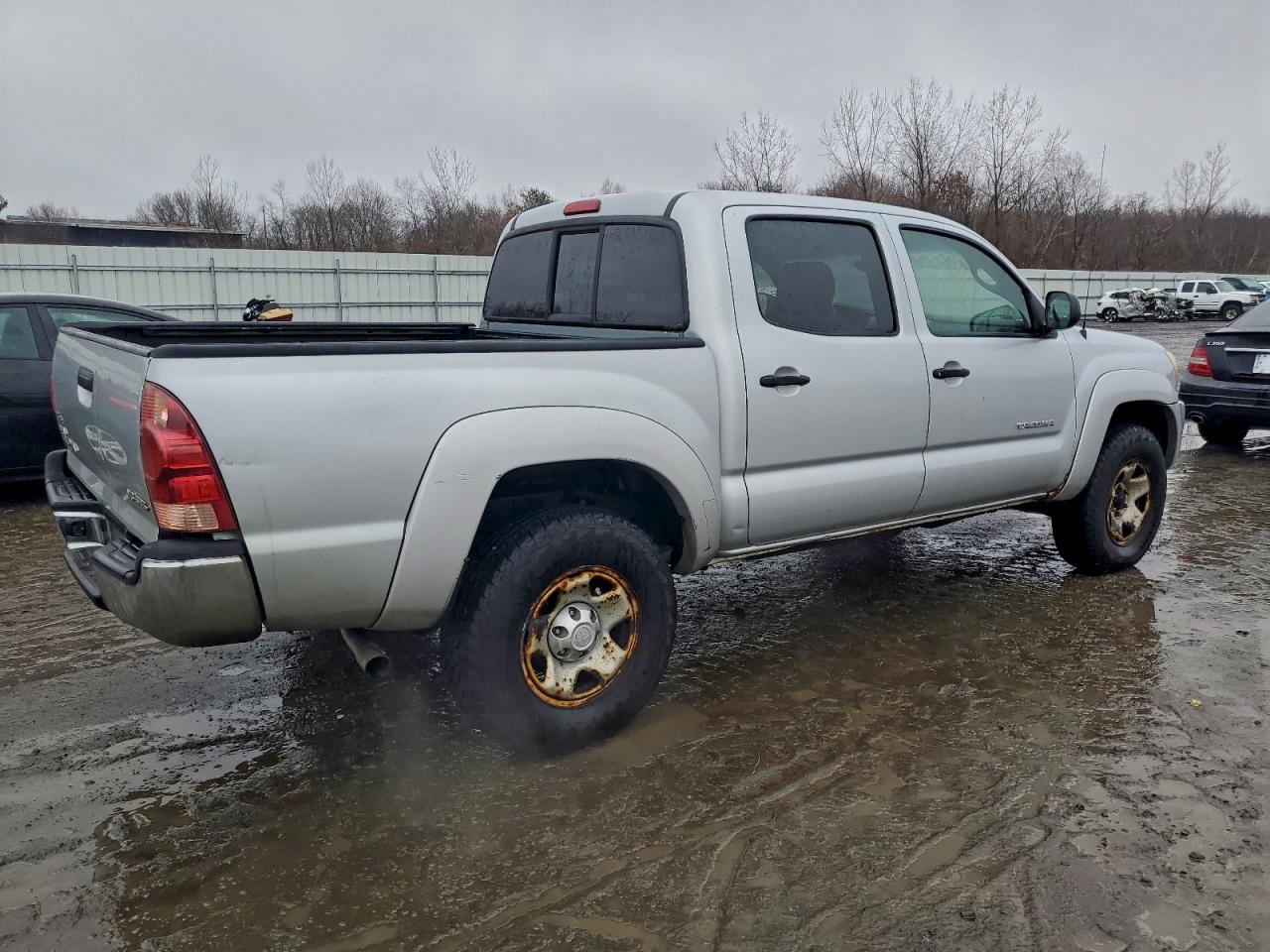 2005 TOYOTA TACOMA DOUBLE CAB photo 3