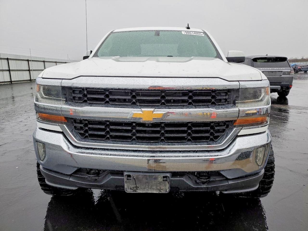 2017 CHEVROLET SILVERADO K1500 LT photo 5
