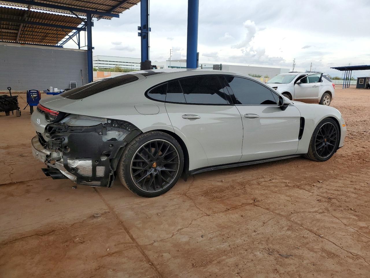 2023 PORSCHE PANAMERA BASE photo 3
