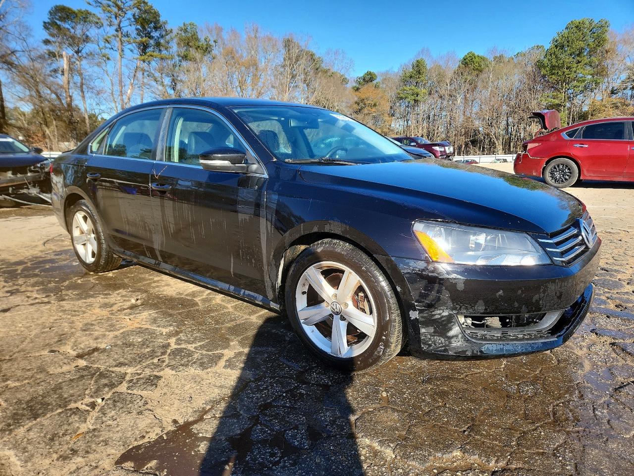 2014 VOLKSWAGEN PASSAT SE photo 4
