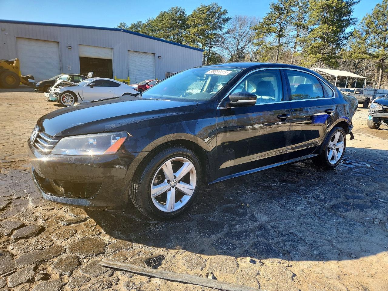 2014 VOLKSWAGEN PASSAT