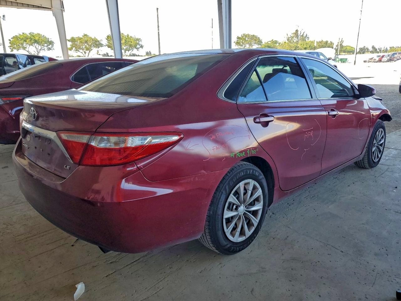 2016 TOYOTA CAMRY LE photo 7