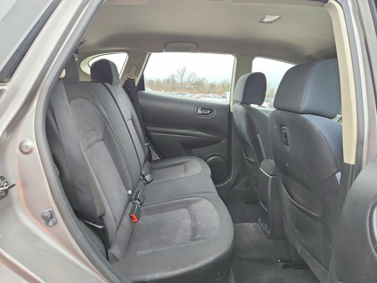 2015 NISSAN ROGUE SELECT S photo 10