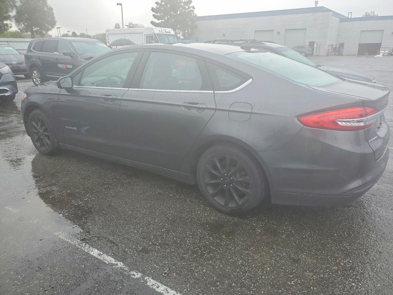 2017 FORD FUSION SE HYBRID photo 2