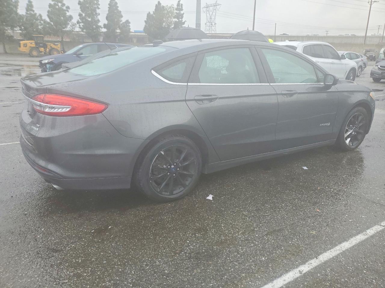 2017 FORD FUSION SE HYBRID photo 3