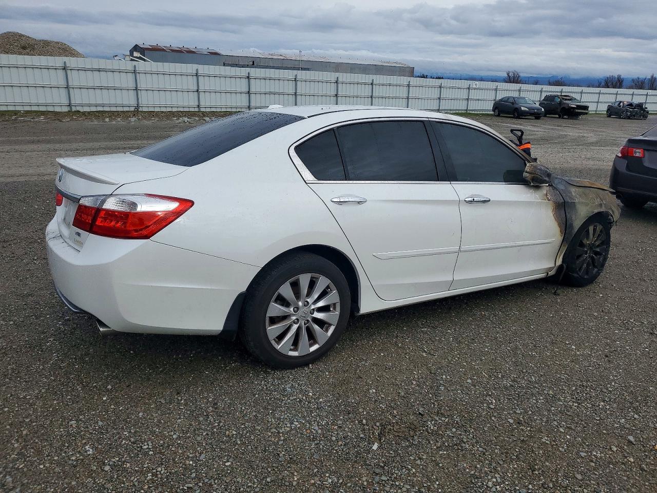 2013 HONDA ACCORD EXL photo 3