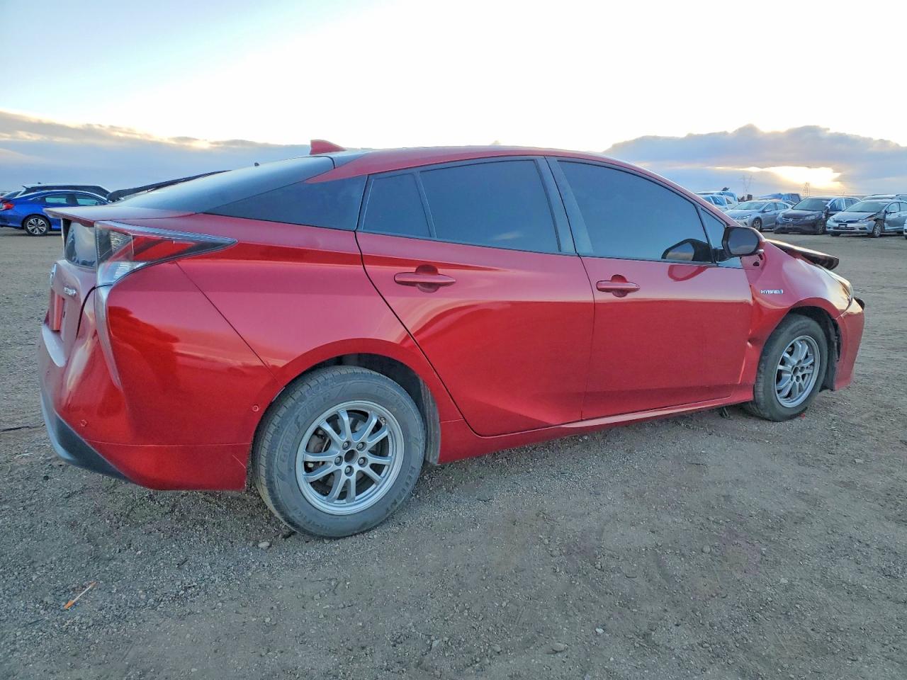 2018 TOYOTA PRIUS photo 3