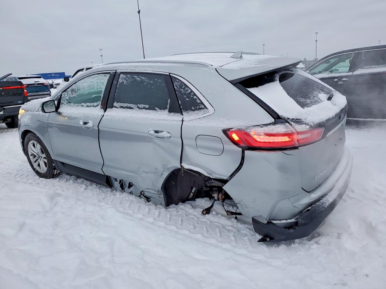 2020 FORD EDGE SEL photo 2