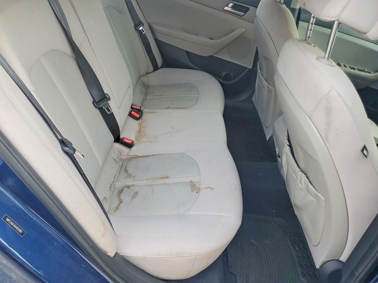 2017 HYUNDAI SONATA SE photo 10