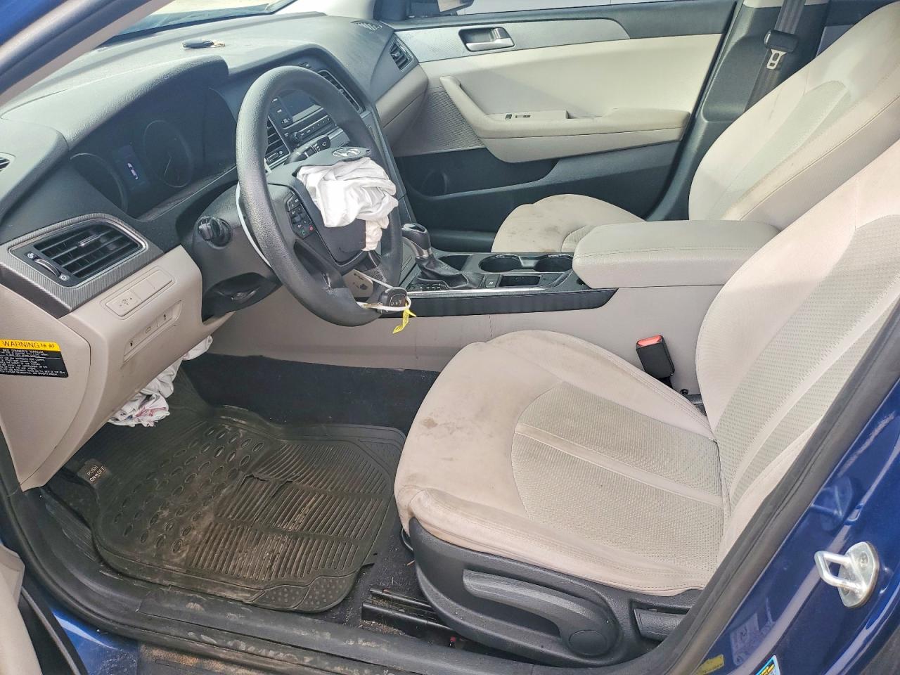 2017 HYUNDAI SONATA SE photo 7