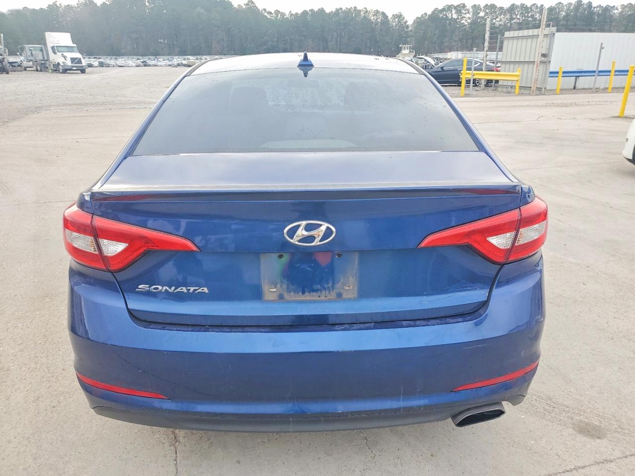 2017 HYUNDAI SONATA SE photo 6