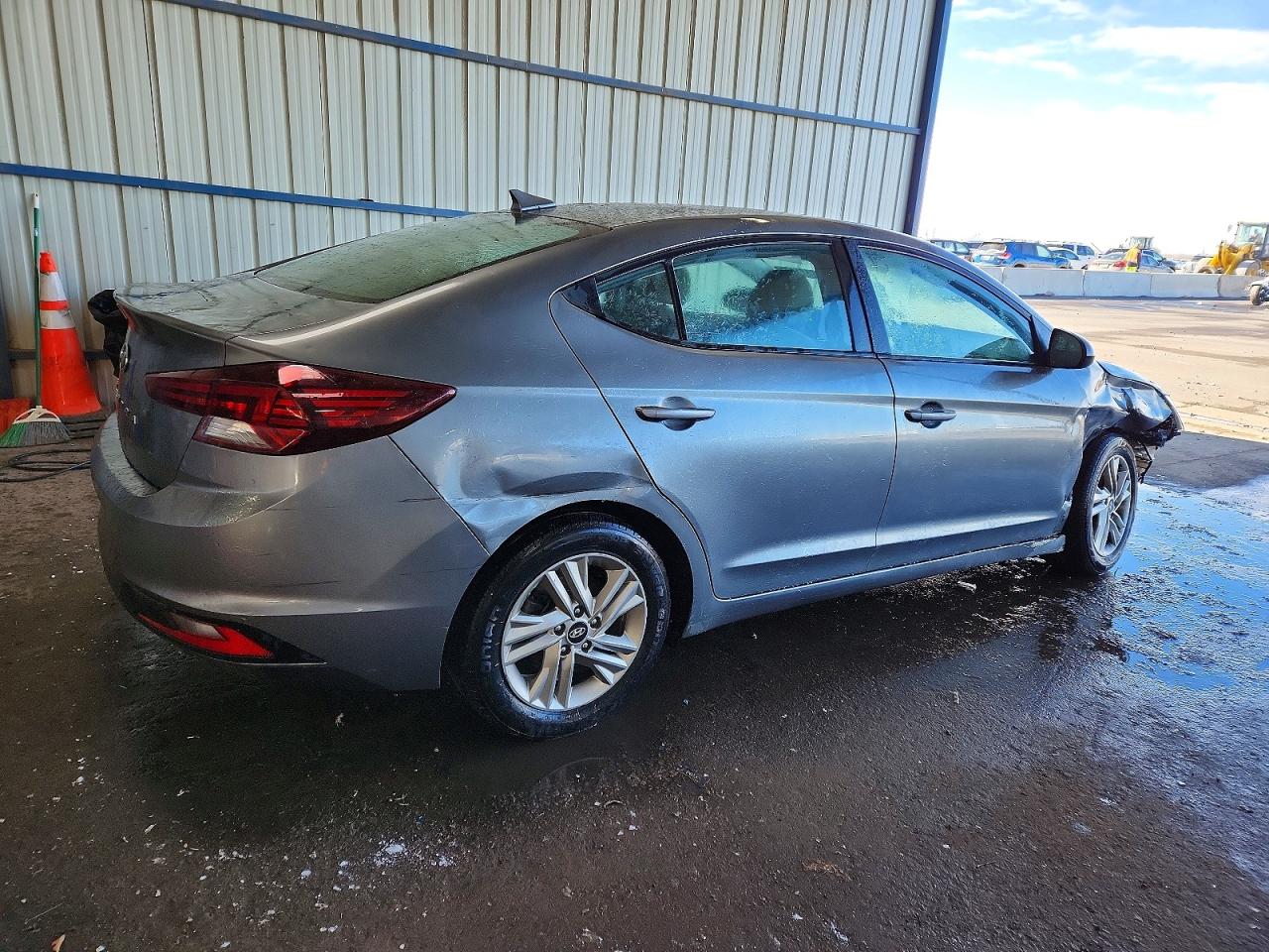 2020 HYUNDAI ELANTRA SEL photo 3