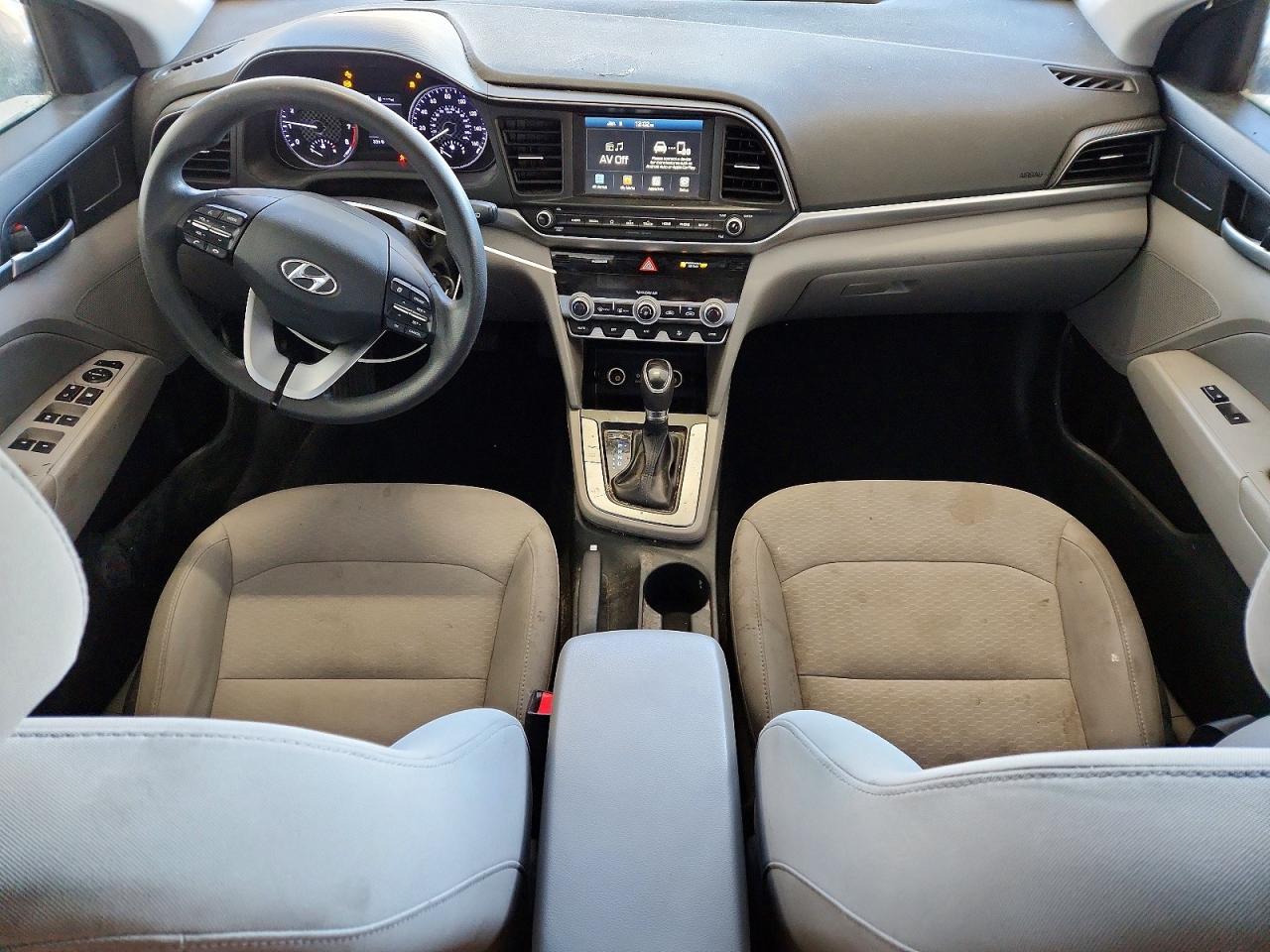 2020 HYUNDAI ELANTRA SEL photo 8