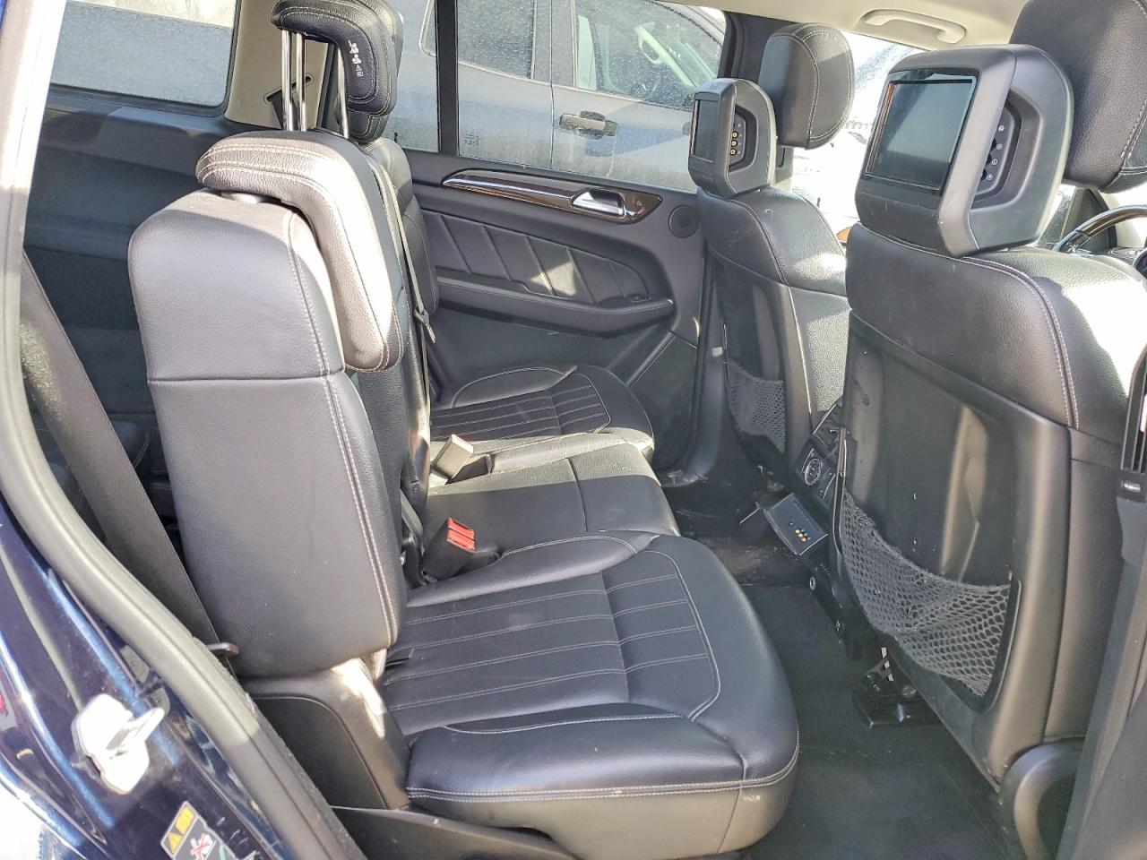 2015 MERCEDES-BENZ GL 450 4MATIC photo 11