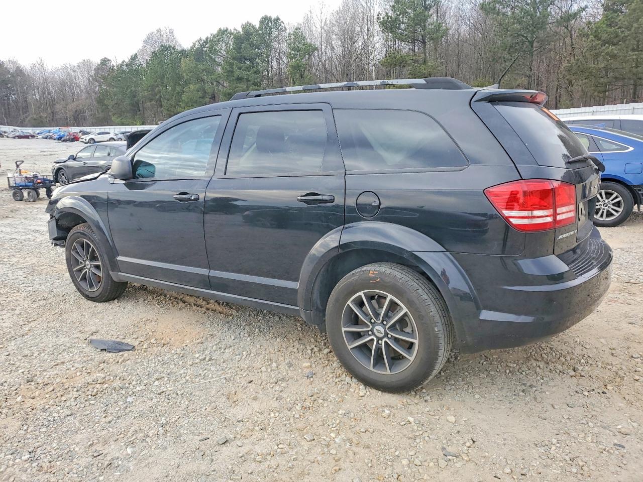 2018 DODGE JOURNEY SE photo 2