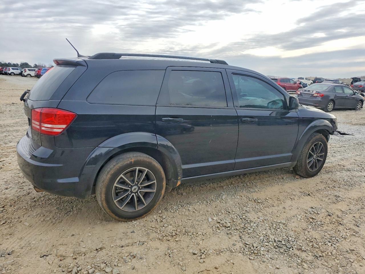 2018 DODGE JOURNEY SE photo 3