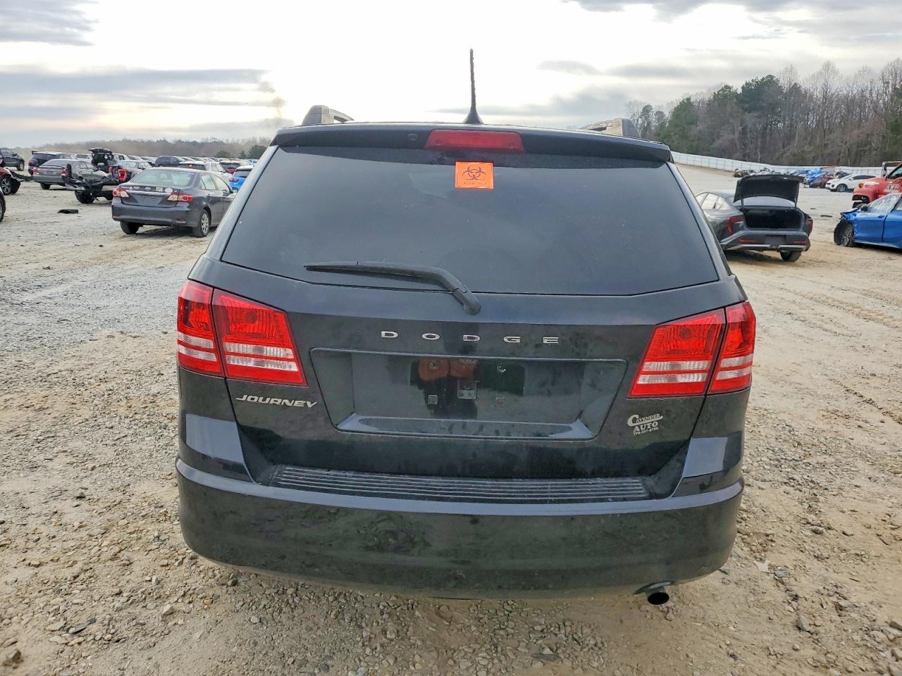 2018 DODGE JOURNEY SE photo 6