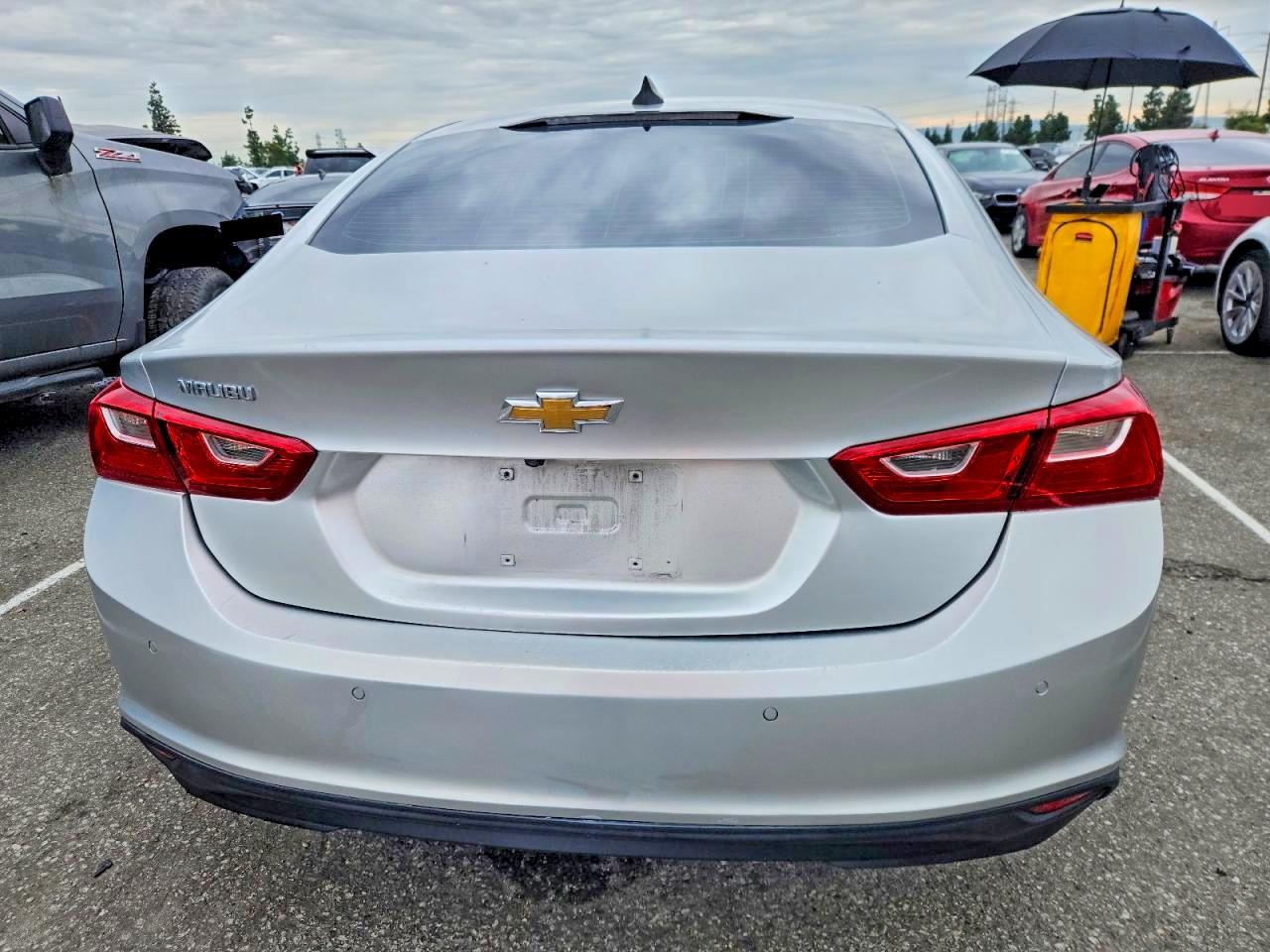 2020 CHEVROLET MALIBU LS photo 6