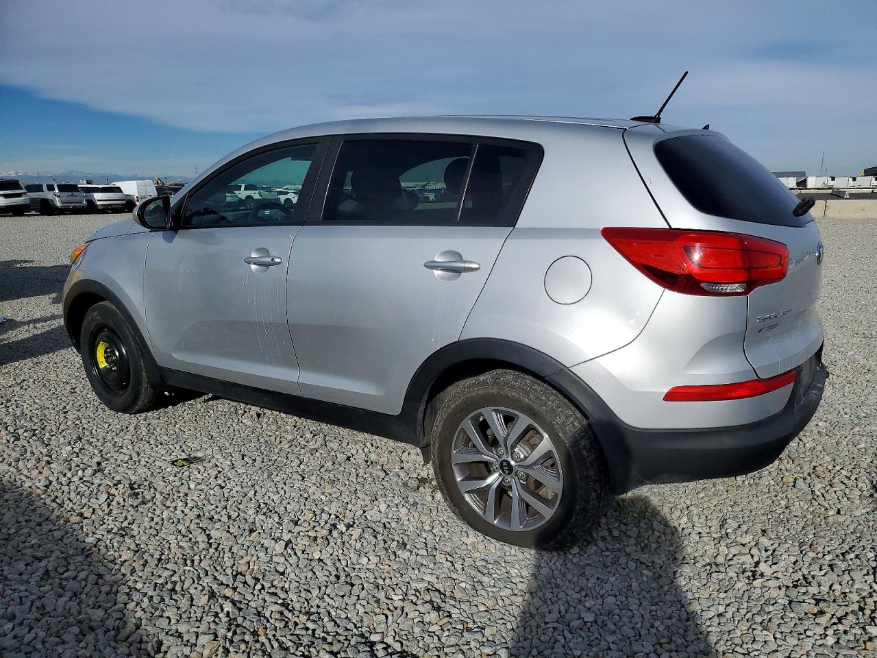 2016 KIA SPORTAGE LX photo 2