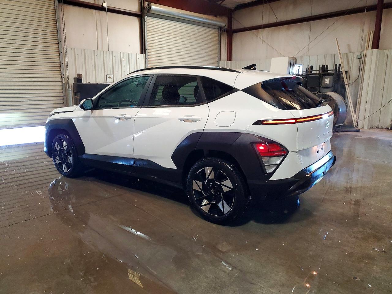 2025 HYUNDAI KONA SEL photo 2