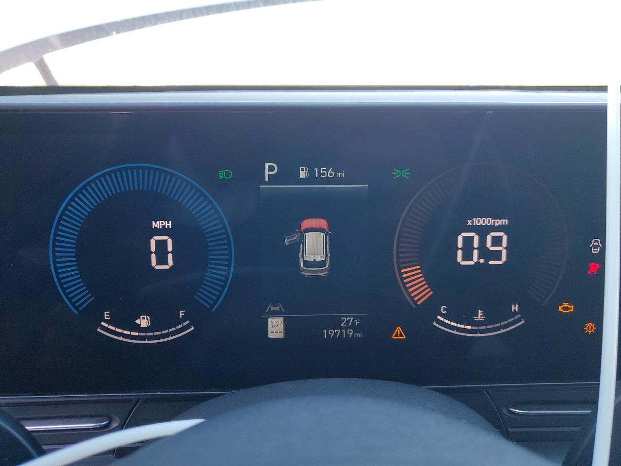 2025 HYUNDAI KONA SEL photo 9
