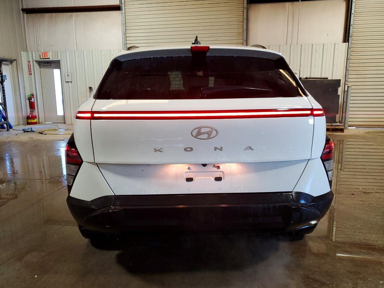 2025 HYUNDAI KONA SEL photo 6