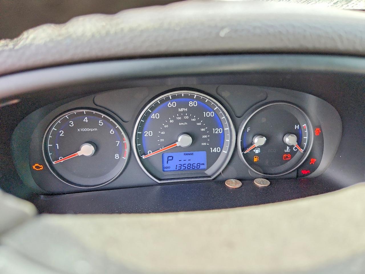 2012 HYUNDAI SANTA FE SE photo 17