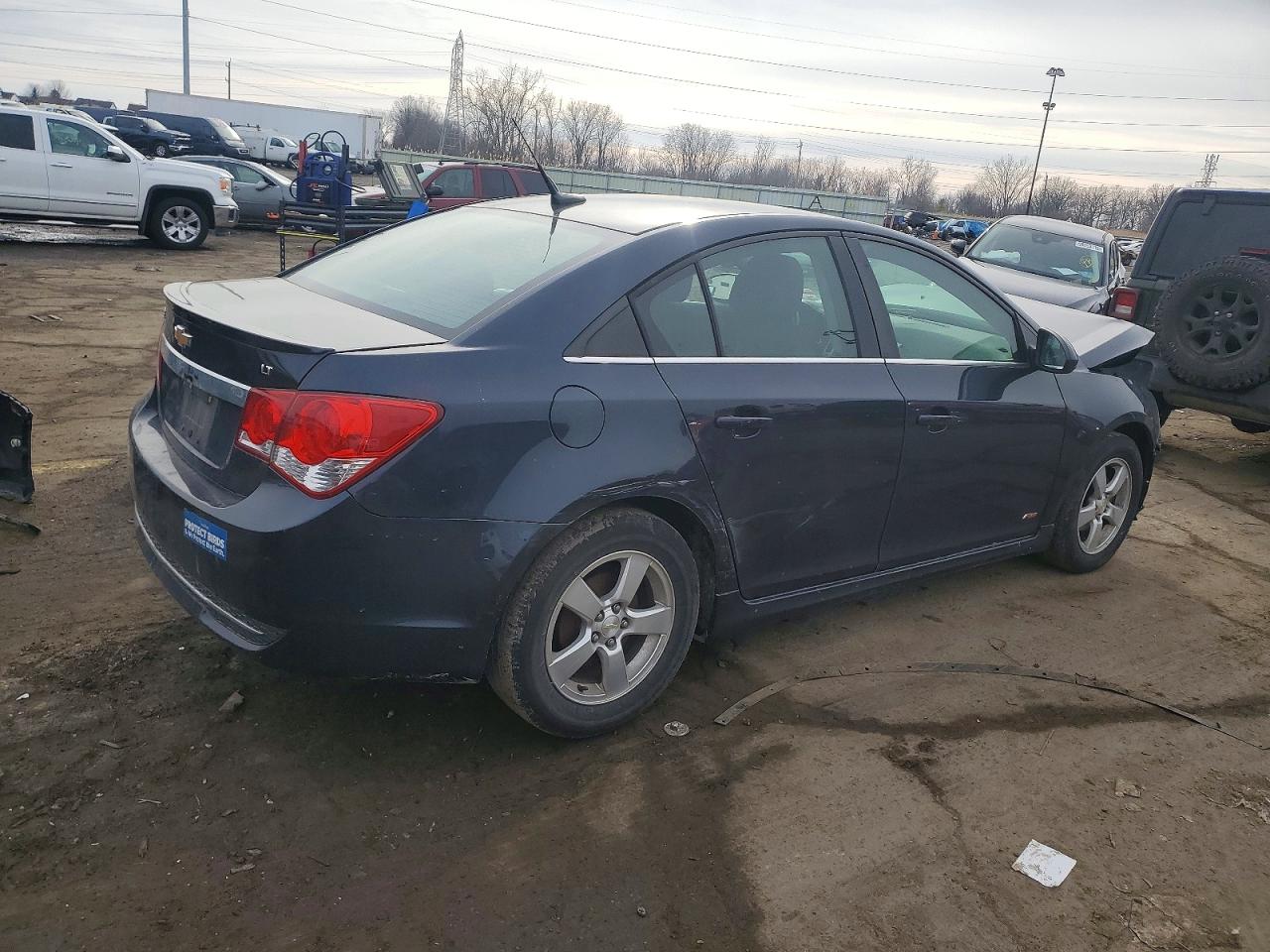 2014 CHEVROLET CRUZE LT photo 3