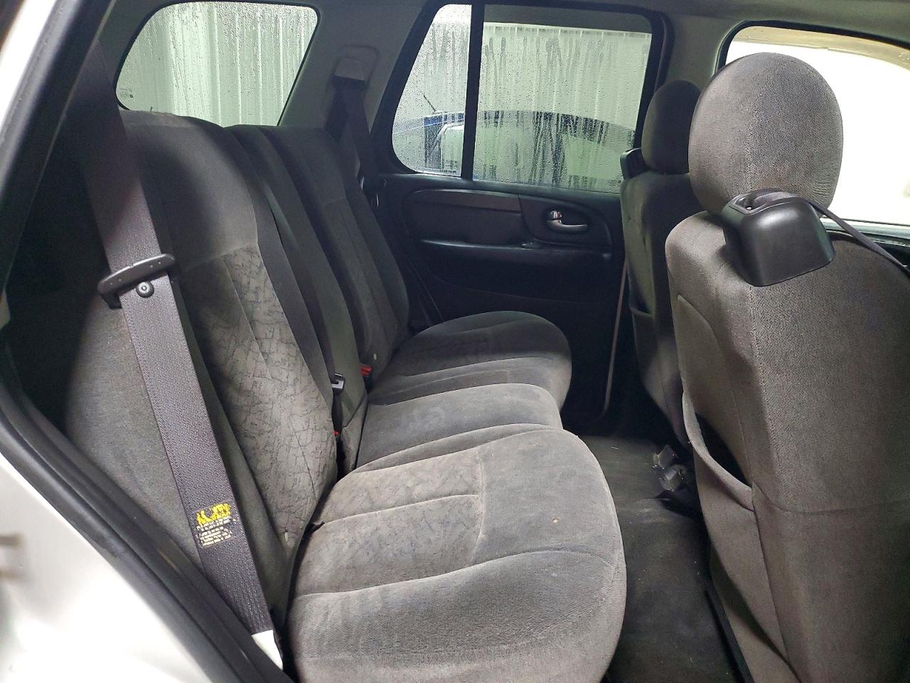 2005 GMC ENVOY photo 10