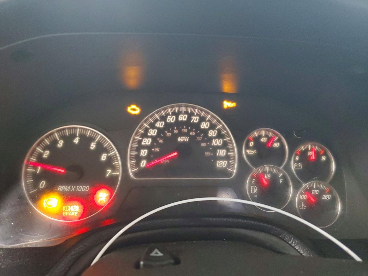 2005 GMC ENVOY photo 9