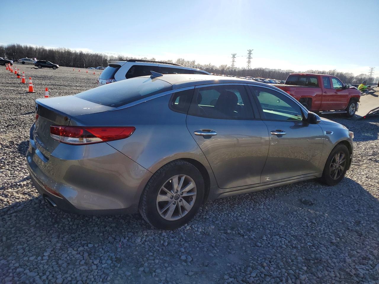 2016 KIA OPTIMA LX photo 3