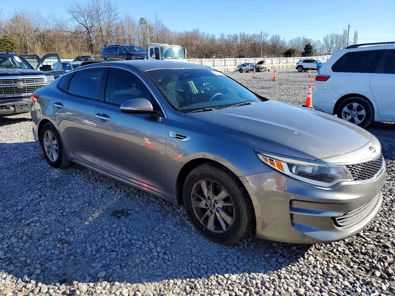 2016 KIA OPTIMA LX photo 4