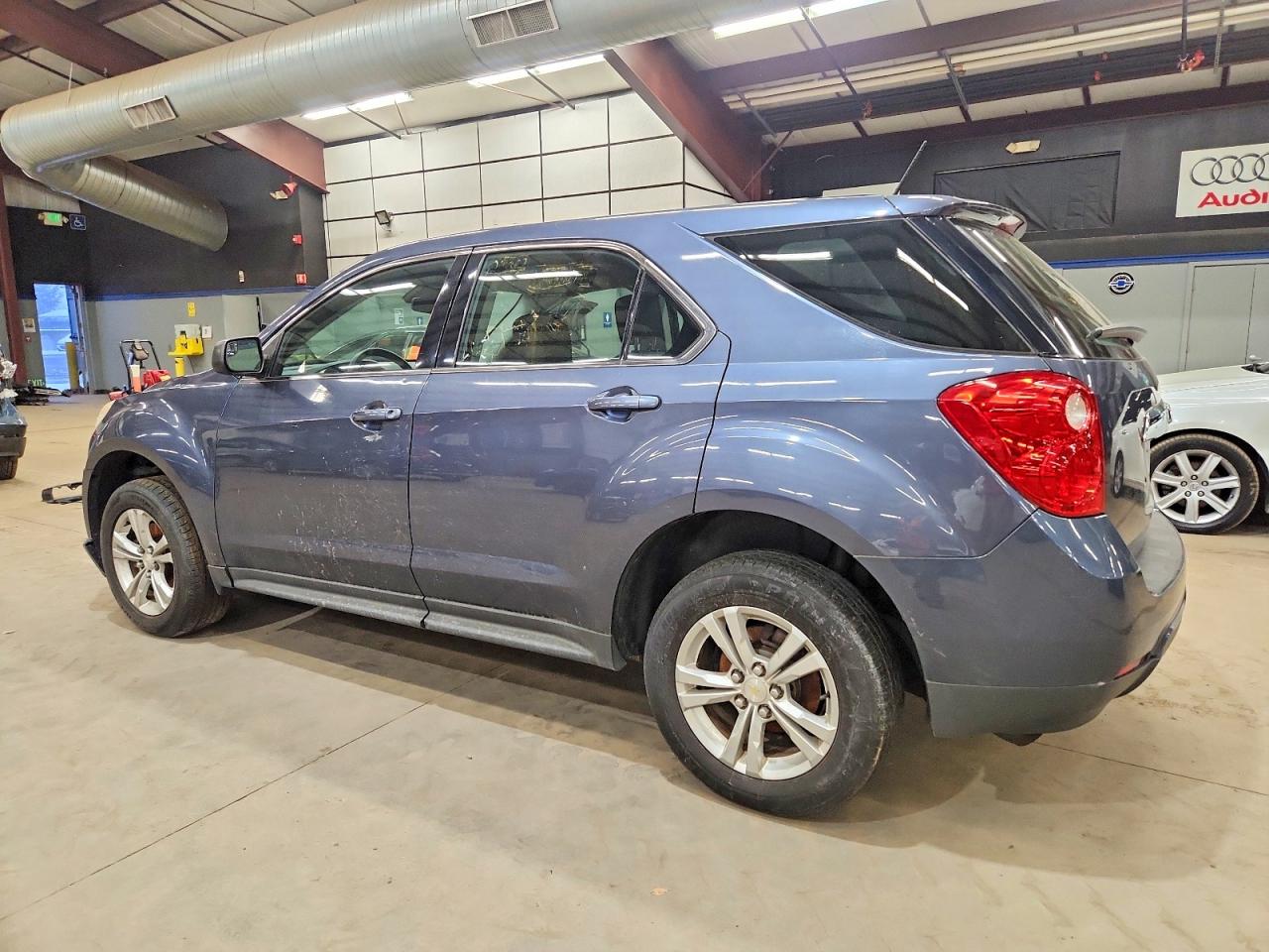 2013 CHEVROLET EQUINOX LS photo 2