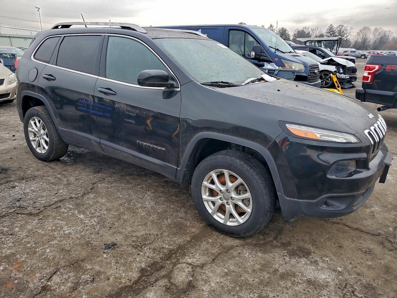 2014 JEEP CHEROKEE LATITUDE photo 4
