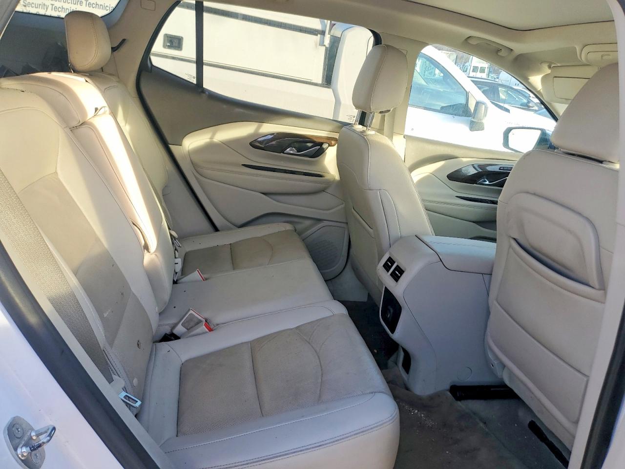 2019 GMC TERRAIN DENALI photo 11
