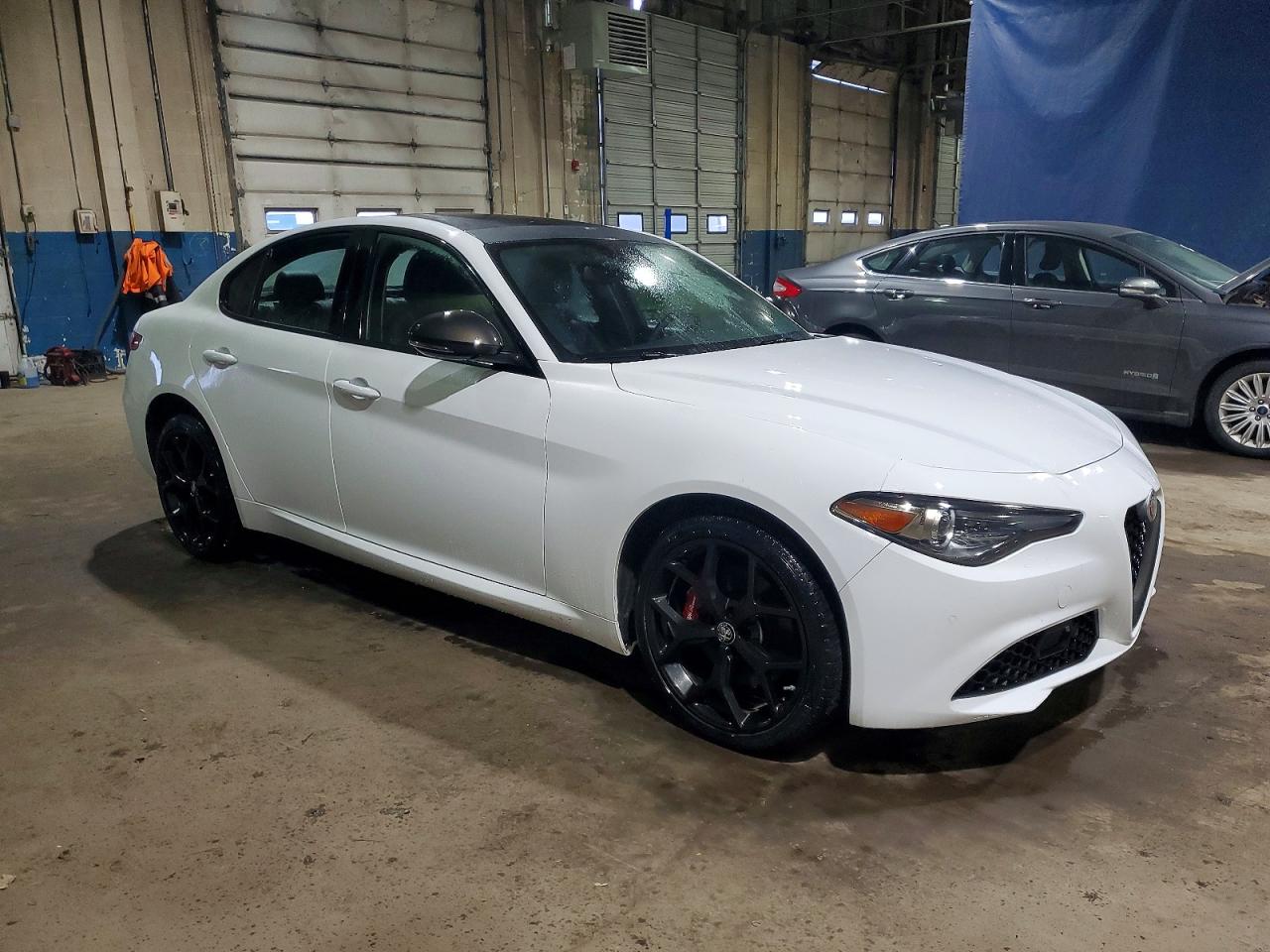2019 ALFA ROMEO GIULIA photo 4