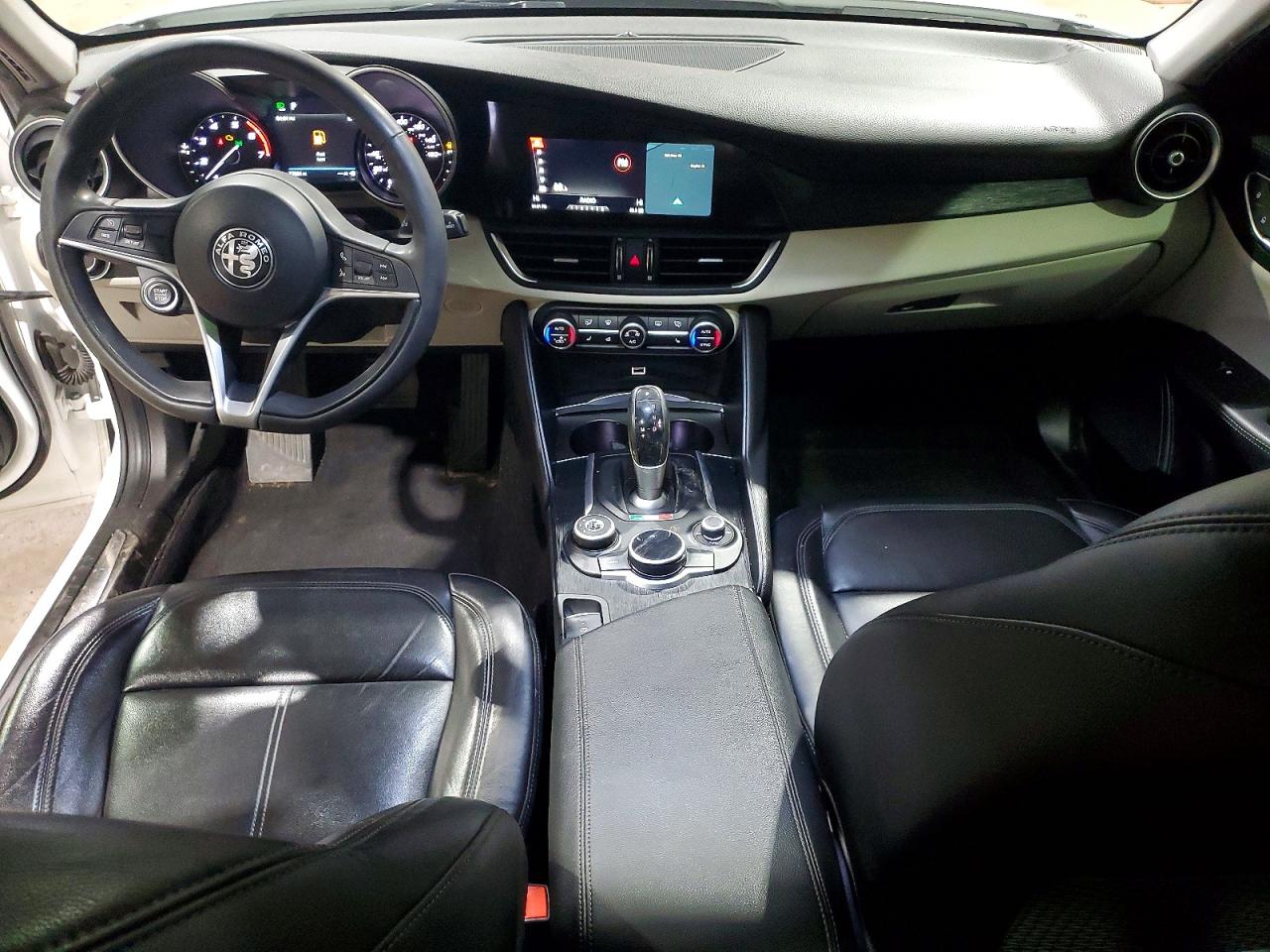 2019 ALFA ROMEO GIULIA photo 8