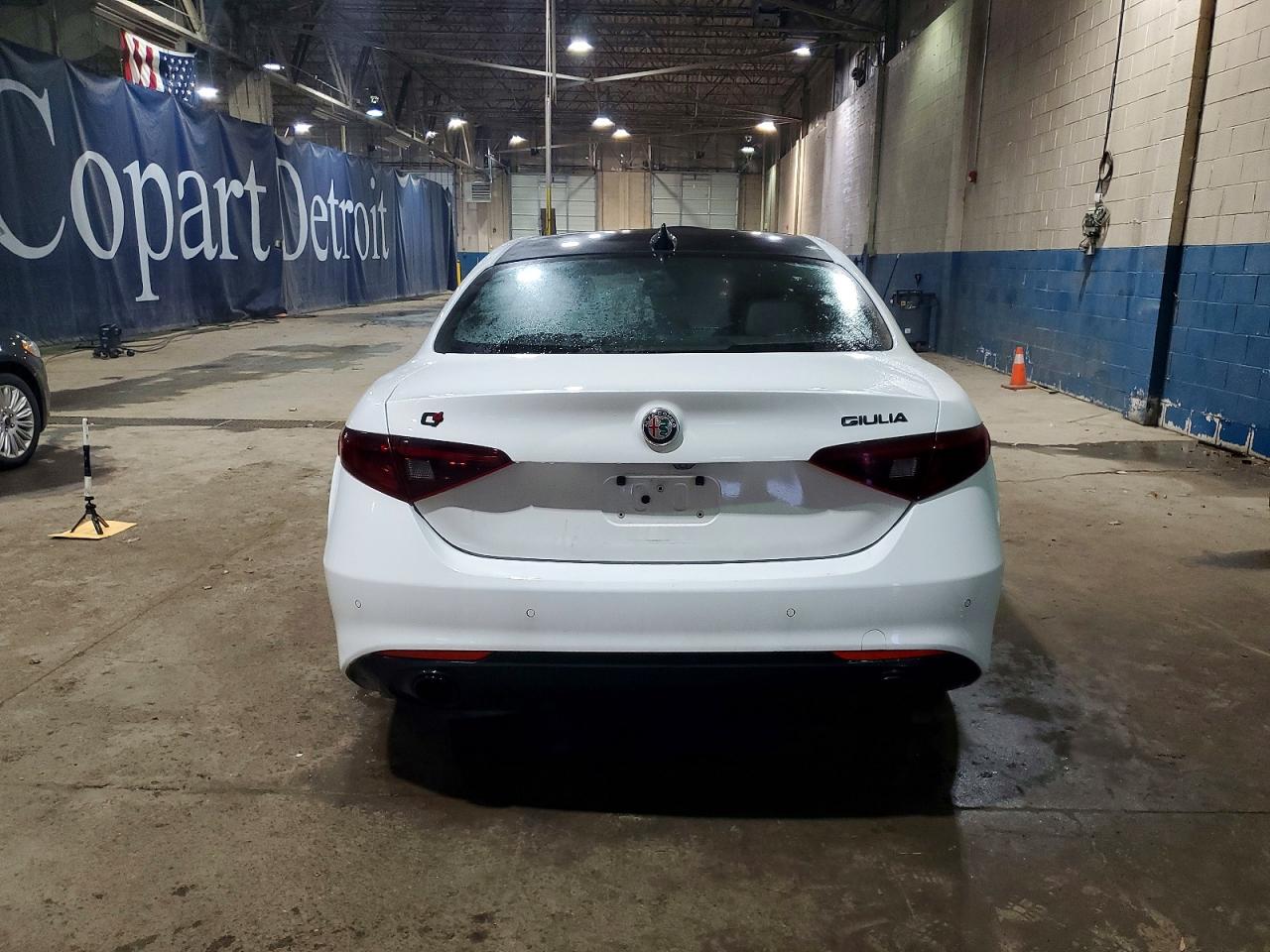2019 ALFA ROMEO GIULIA photo 6